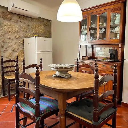 Casa Da Fonte Grande - By Cabralina *