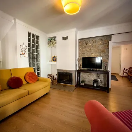 Casa Da Fonte Grande - By Cabralina