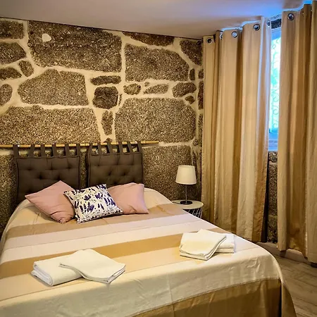 Casa Da Fonte Grande - By Cabralina Belmonte (Castelo Branco)