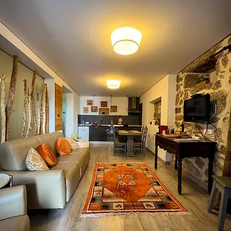 Casa Da Fonte Grande Апартаменты *