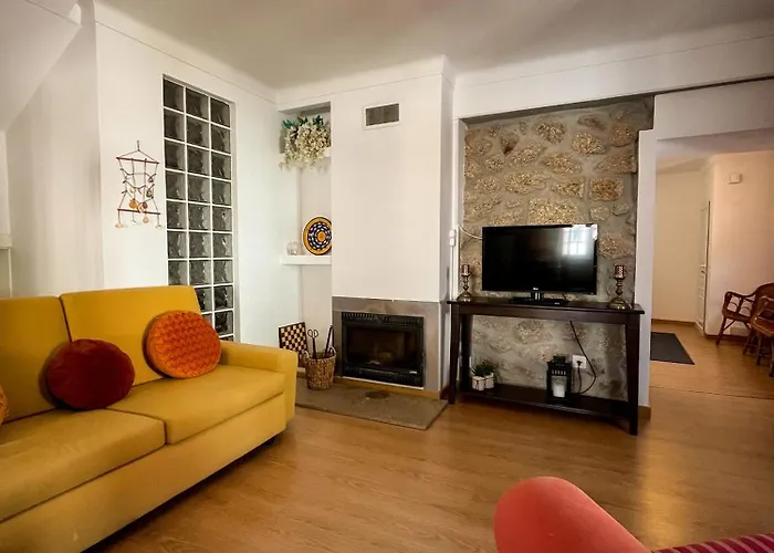 Casa Da Fonte Grande - By Cabralina