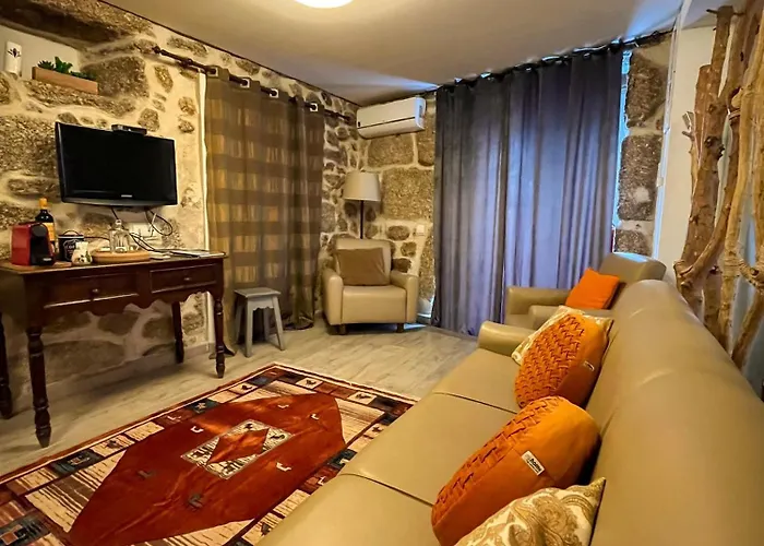 Casa Da Fonte Grande - By Cabralina דירה בלמונטה